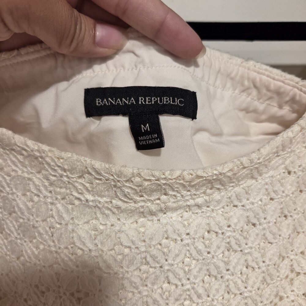 Banana Republic Sz Medium Womens Lace Off-the-Shoulder Ruffle Top Cream - Picture 6 of 12